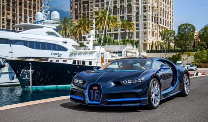 Сколько стоит подержанный Bugatti Chiron? Трехлетний гиперкар продают с хорошей скидкой (11 фото)