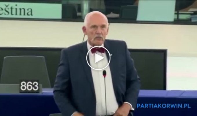 Польский член парламента назвал беженцев в европу человеческим мусором
