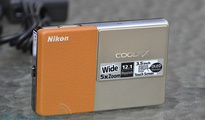 Nikon Coolpix S70 - стильный цифровик с OLED-дисплеем (живые фото)