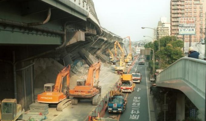  Мосты, которые не устояли. Кобэ, 1995 год. Жутковато (28 фотографий)