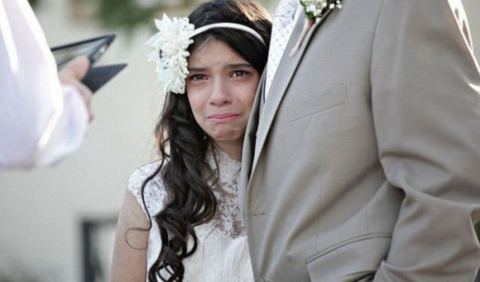 Трогательная история "свадьбы" 11-летней девочки (8 фото)