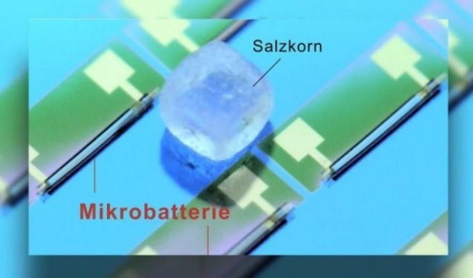 Создана самая маленькая в мире батарейка размером с крупицу соли (2 фото)