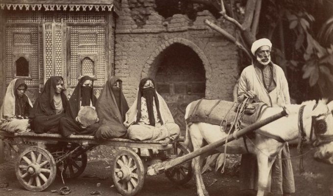 Удивительные жители неизвестного Египта 130 лет назад (13 фото)