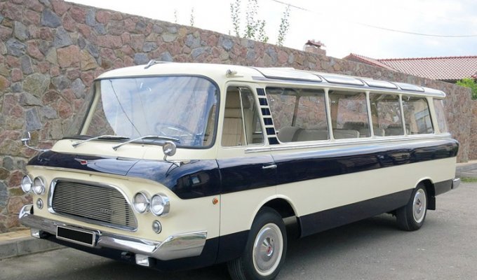 ЗИЛ-118 "Юность" микроавтобус представительского класса (20 фото)