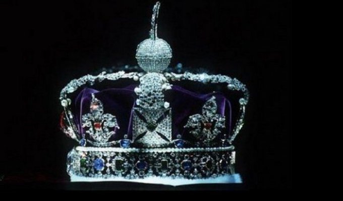 Королевские короны (49 фотографий)