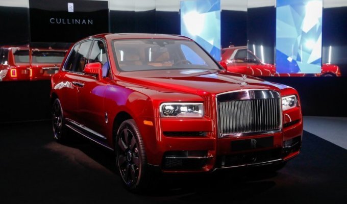 Rolls-Royce Cullinan: что нужно знать о самом роскошном внедорожнике в мире (15 фото + 2 видео)