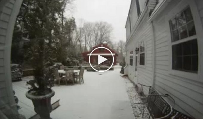 Метр снега за 38 секунд