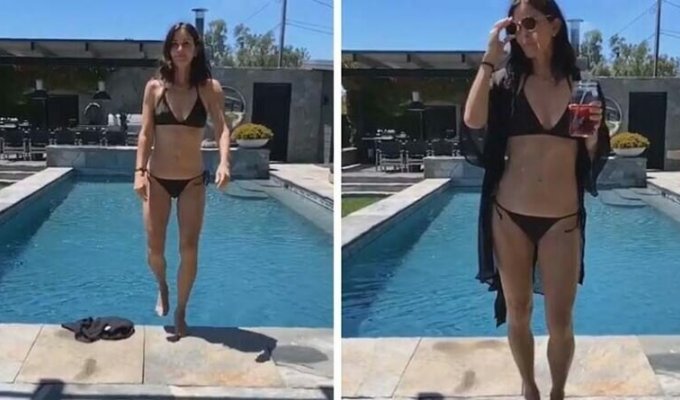 Звезда сериала «Друзья» Кортни Кокс запустила вирусный челлендж с бассейном и очками (3 фото + 1 видео)