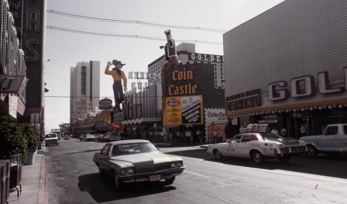 "Город грехов" – фотографии Лас-Вегаса 1975 года (30 фото)