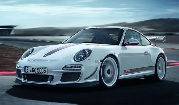 Самый мощный трековый авто от Porsche - 911 GT3 RS 4.0 (16 фото)