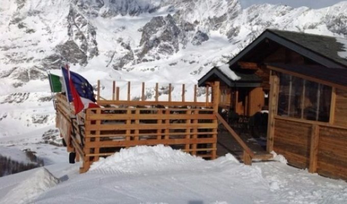 В итальянских Альпах заблудившийся пьяный турист поднялся на высоту 2400 метров