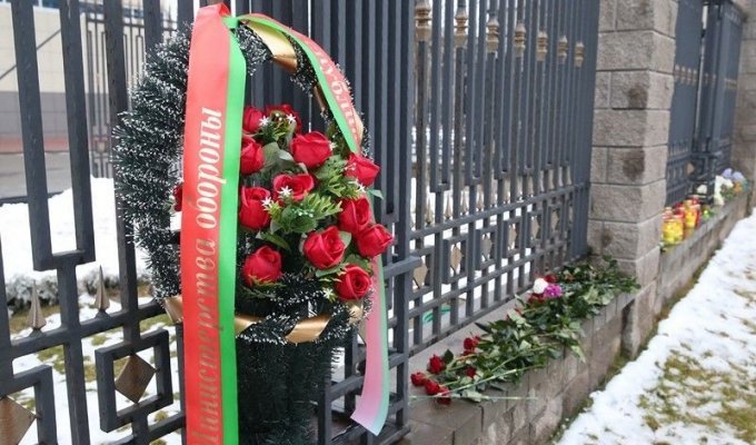 Беларусь объявила 26 декабря днём траура (8 фото)
