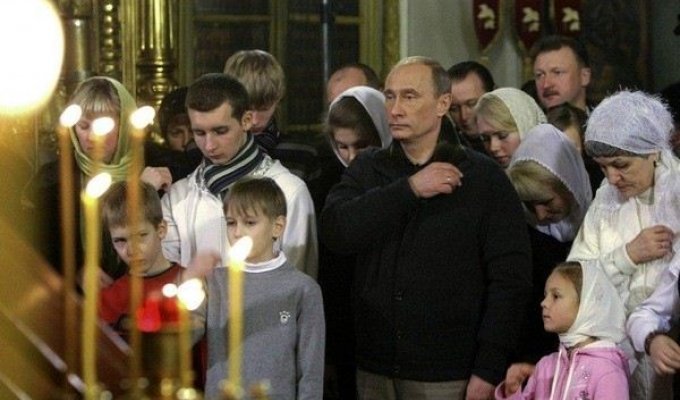 Главы государства России в Рождественскую ночь (5 фото)