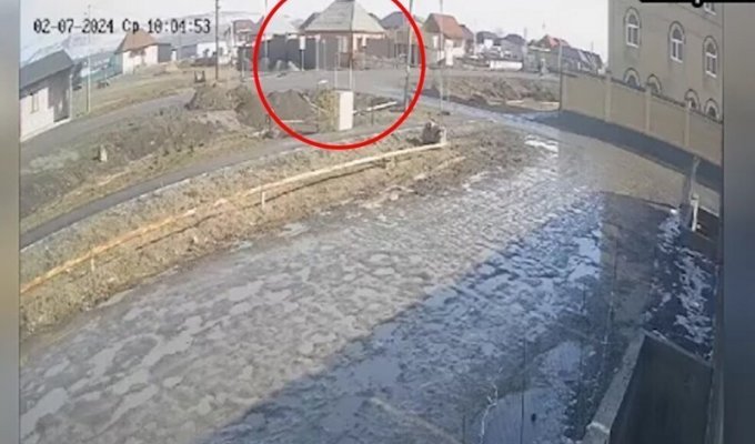 В Ингушетии частный дом в прямом смысле взлетел на воздух из-за взрыва газа (3 фото + 1 видео)