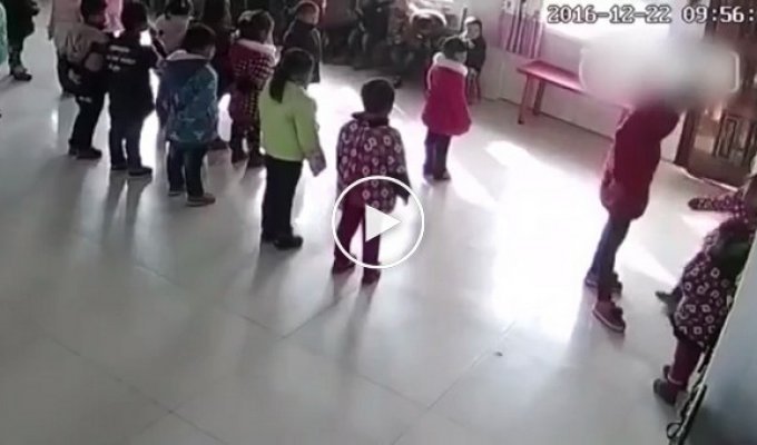Утренник в китайском детском садике