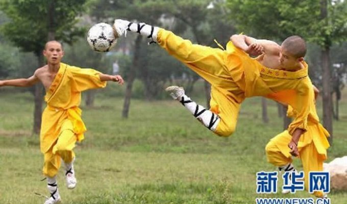 Шаолиньский футбол (9 фото)