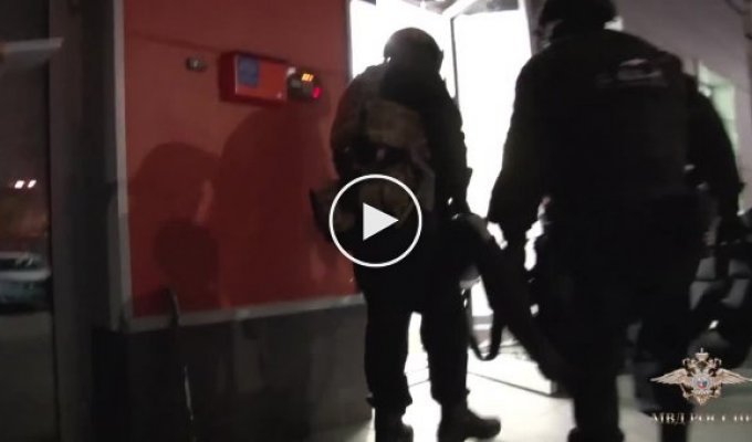 Российская полиция задержала организаторов нелегального оператора связи