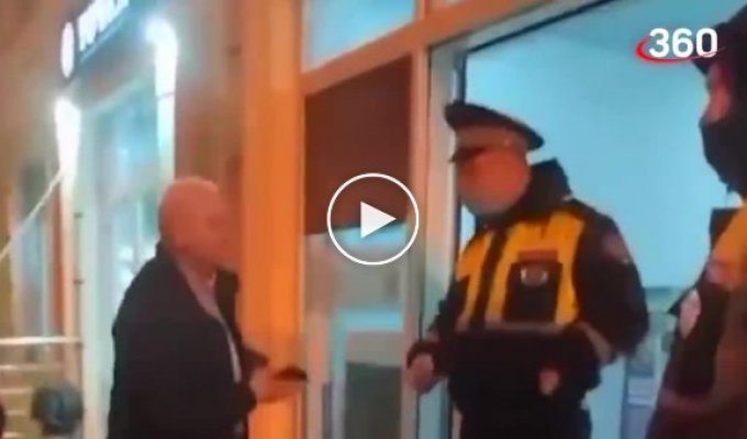 В Ялте пьяный судья устроил аварию и угрожал полицейским