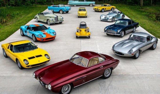 Одна из самых крутых коллекций автомобилей в мире уйдет с молотка (37 фото)