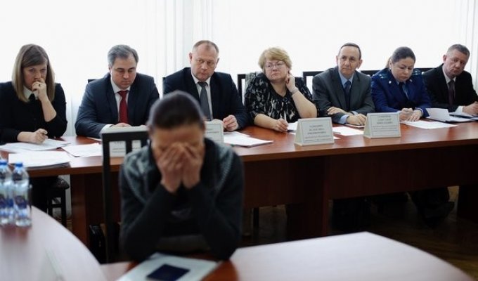 Лица тех, кого белорусское государство считает тунеядцами (6 фото)