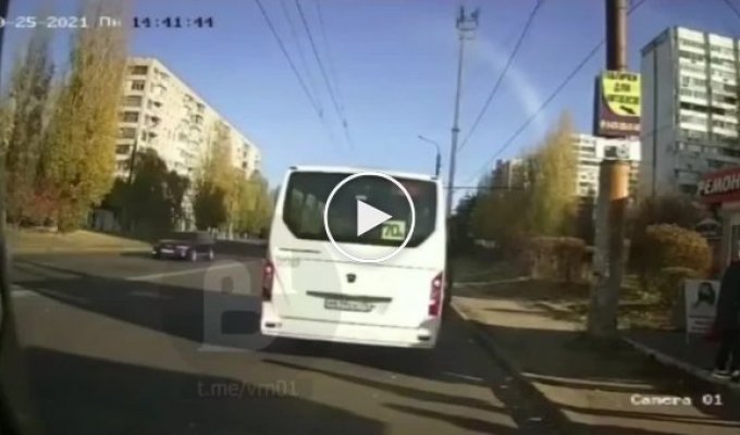Лихач на «Фокусе» устроил ДТП в Воронеже