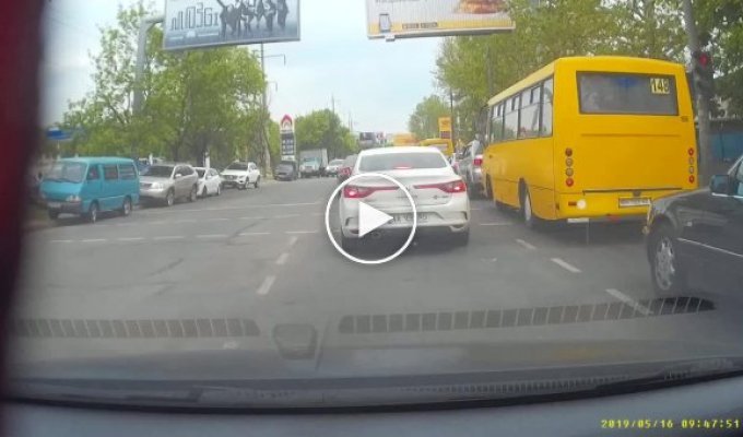Броуновское движение на дорогах Одессы . автоприкол, мелкое дтп