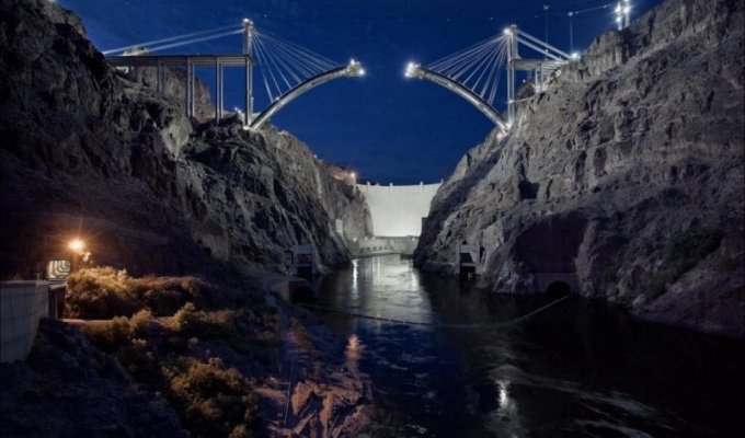 Автомобильный мост на плотине Гувера (33 фото)