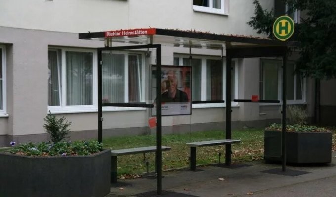 Поддельные остановки в Германии (1 фото)