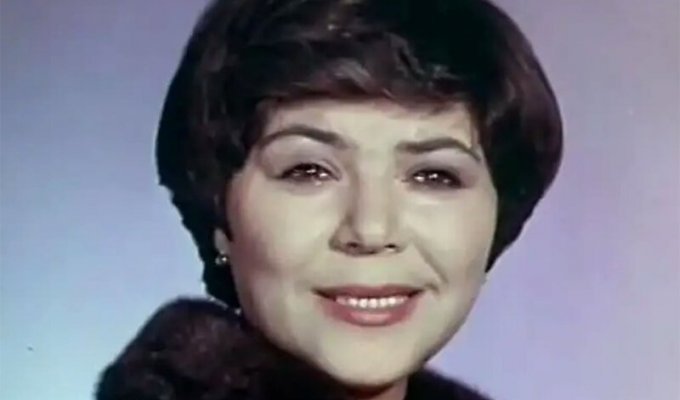 Лучшая эстрадная певица 1966 года (8 фото + 1 видео)