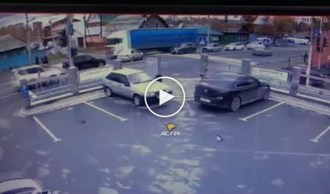Массовая авария в Новосибирске, в которой погиб водитель ГАЗели