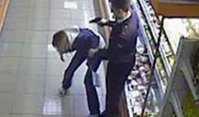 «Осознавал, что делал»: 10 лет расстрелу в супермаркете в Москве (3 фото)