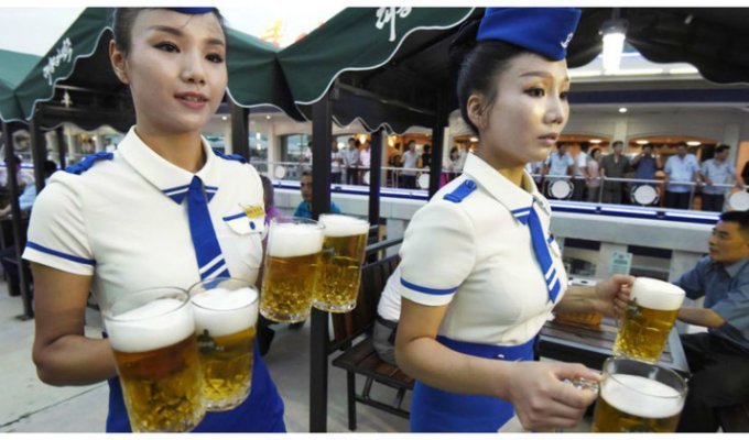 В Северной Корее состоялся первый пивной фестиваль (10 фото + 1 видео)