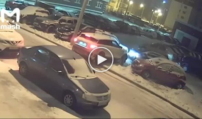 Водитель из Ижевска после празднников протаранил 7 машин