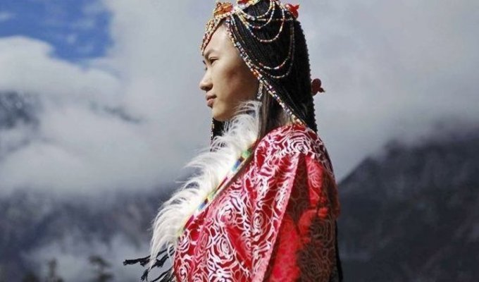 Суровая жизнь Тибета: почему у местных женщин несколько мужей (5 фото)