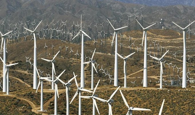 AWEC — самый большой ветропарк в Западном полушарии (7 фото)