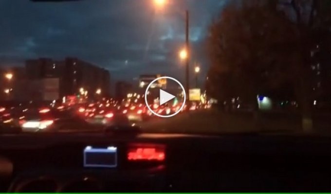 Водитель опубликовал в сети видео с грубым нарушением ПДД
