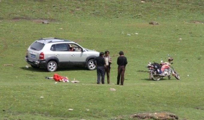 Похороны в Тибете. Детально (76 фото)