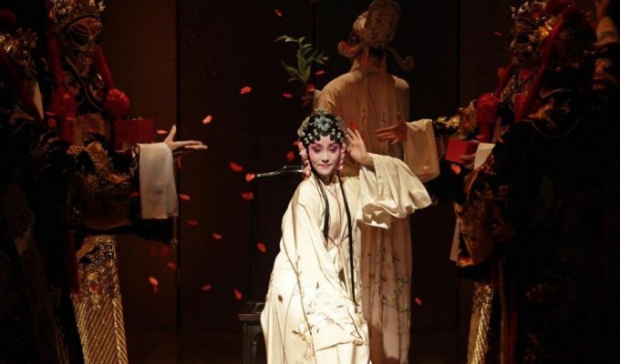 Китайская опера Куньцюй (9 фото)
