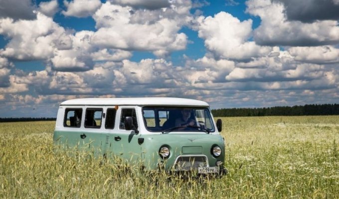 УАЗ выпустит юбилейную спецверсию "Буханки" в честь 60-летия модели (6 фото)