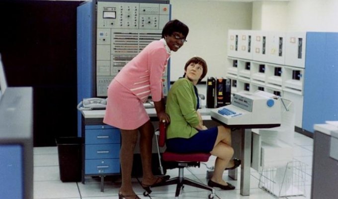 Офис Bell Labs в 1960-х (29 фотографий)