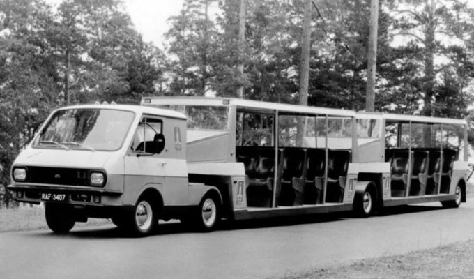 Найден уникальный пассажирский автопоезд РАФ, который обслуживал Олимпиаду 80 (9 фото)
