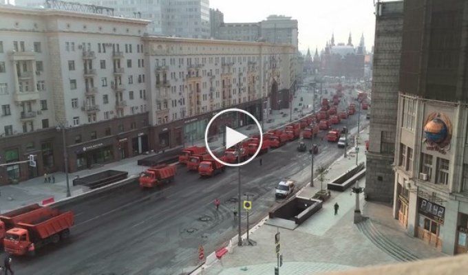 Таймлапс видео ремонта Тверской улицы а Москве  