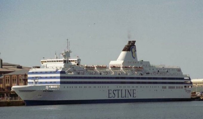 Крушение парома "Эстония" 25 лет назад (7 фото)
