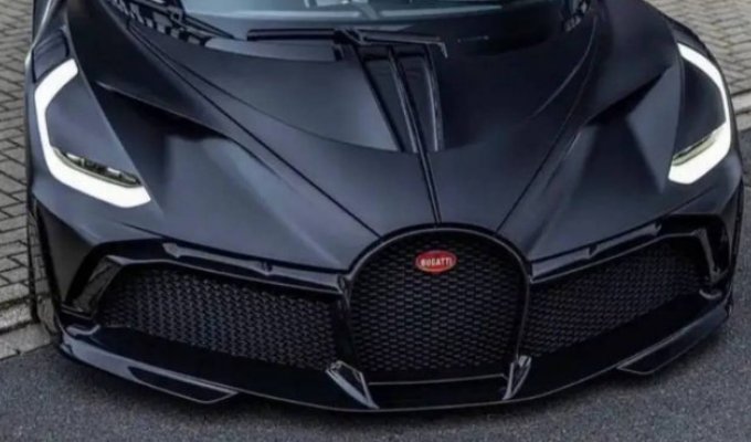 Автомобиль Bugatti Divo за 13 миллионов долларов
