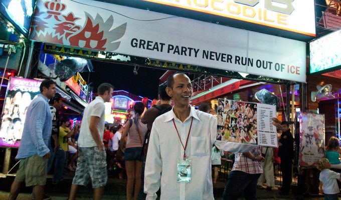 Тайланд, Пхукет, улица баров, леди-боев и трансвеститов в Патонге (38 фото)
