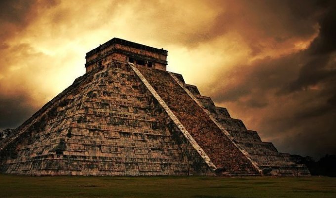 Кто расшифровал письменность майя? (3 фото)