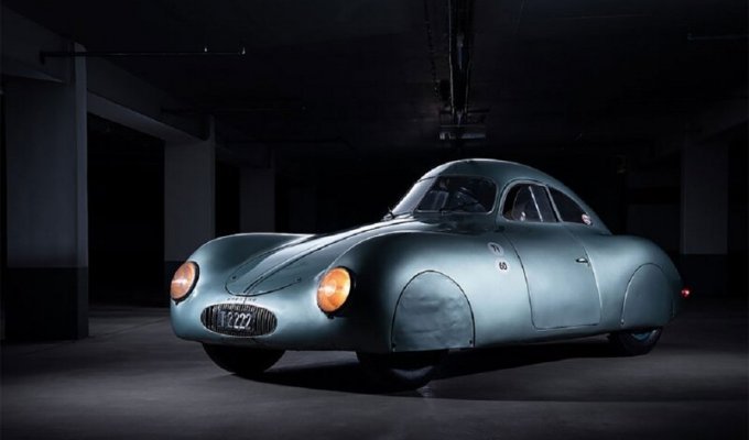 Самый старый в мире Porsche оценили в $20 миллионов (14 фото)