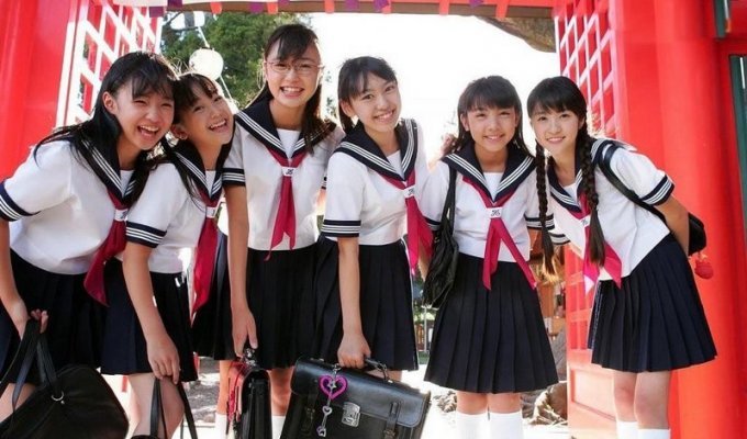 Факты о японской школе (16 фото)