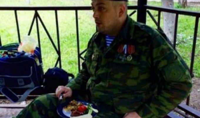 Как "инвалиды" из "Л-ДНР" делают из украинцев щедрых лохов