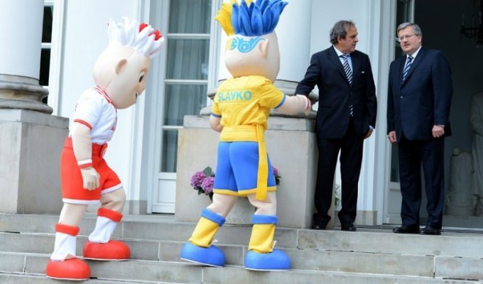 Евро 2012 стартовал (22 фото)